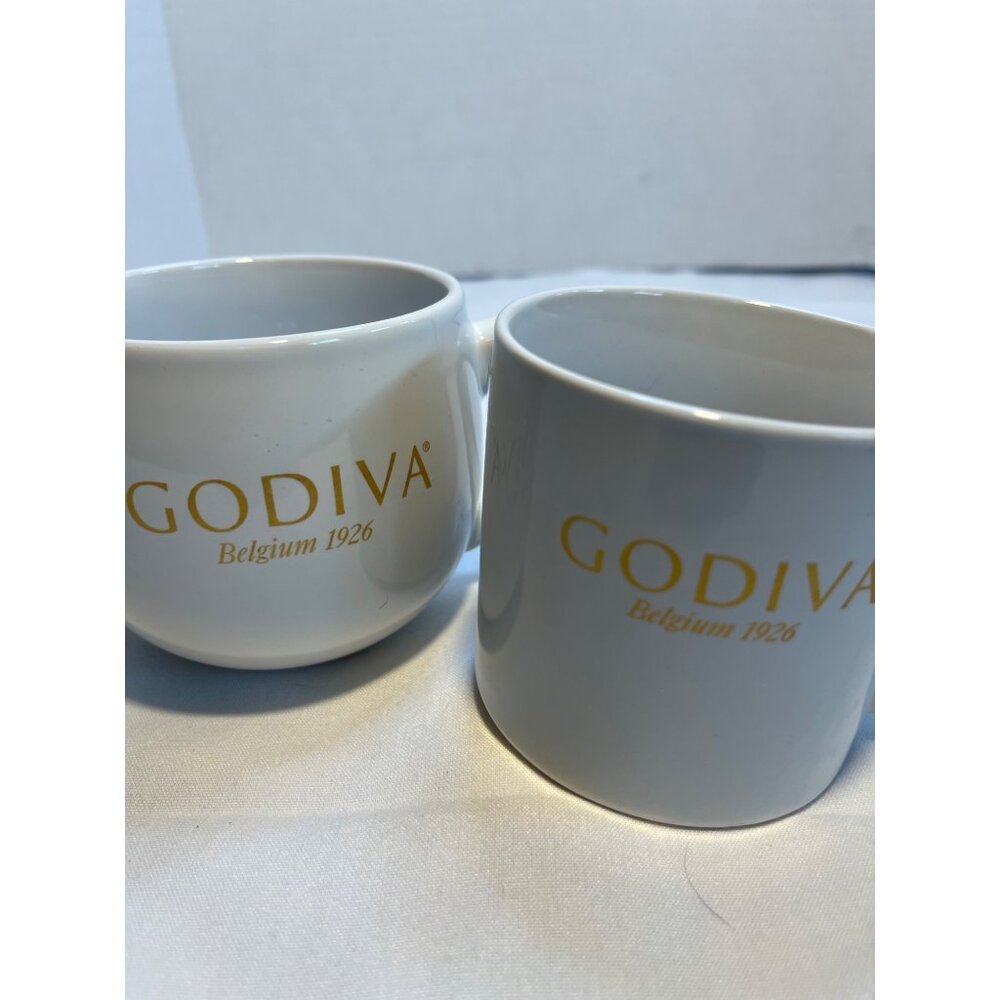 Set of 2 Godiva Belgium 1926 White and Gold Coffee Mugs